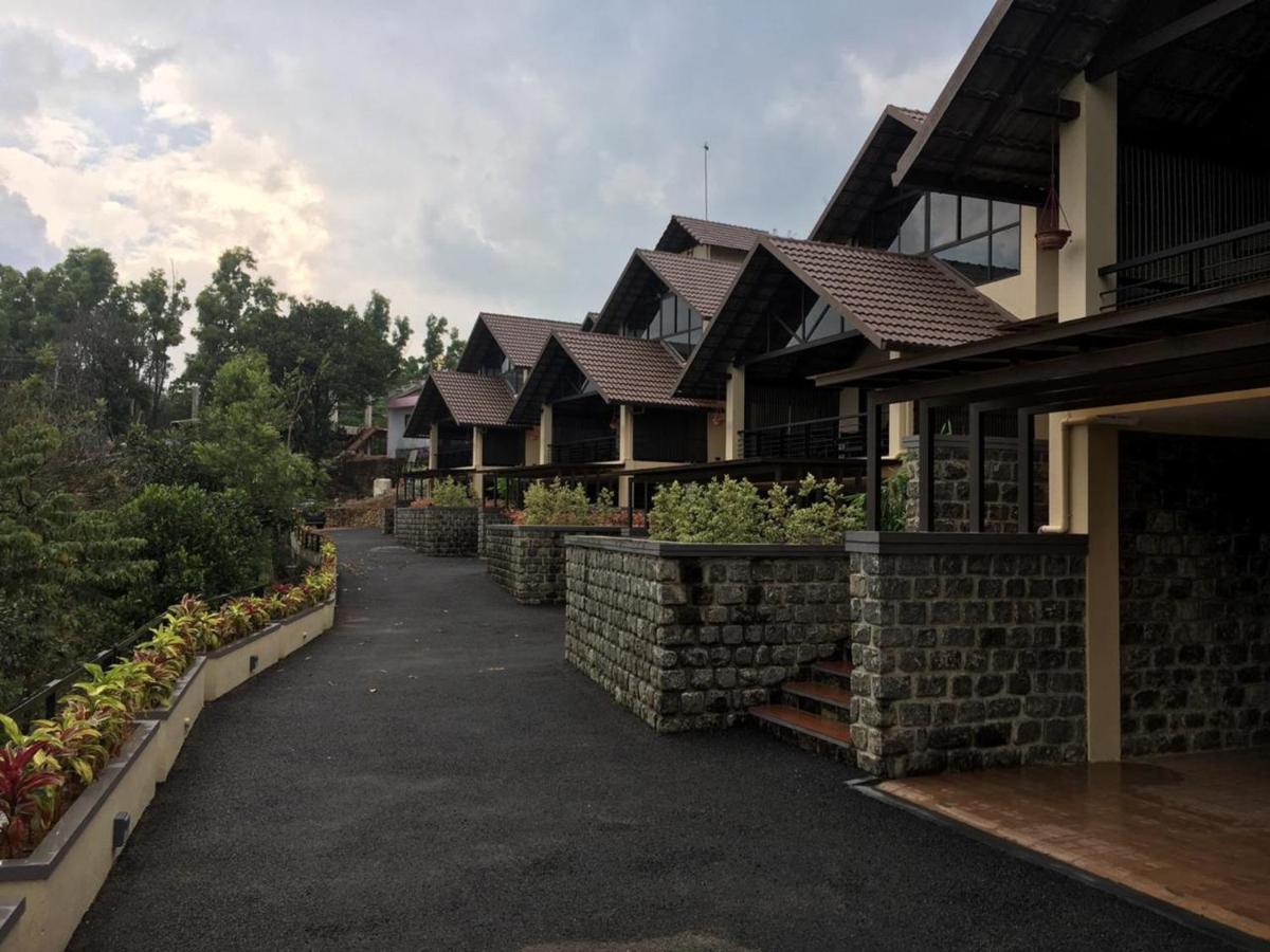 Beyond Pines Vagamon Bed & Breakfast Exterior photo