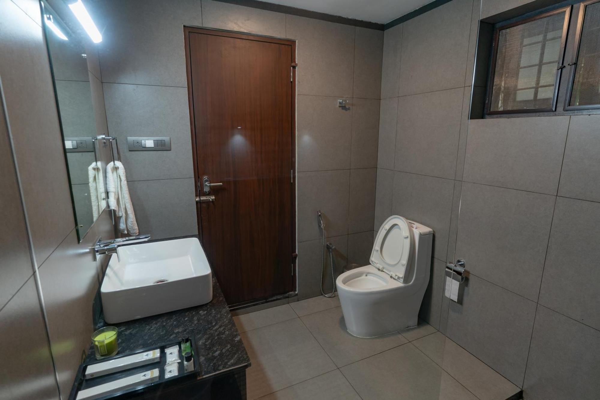 Beyond Pines Vagamon Bed & Breakfast Exterior photo