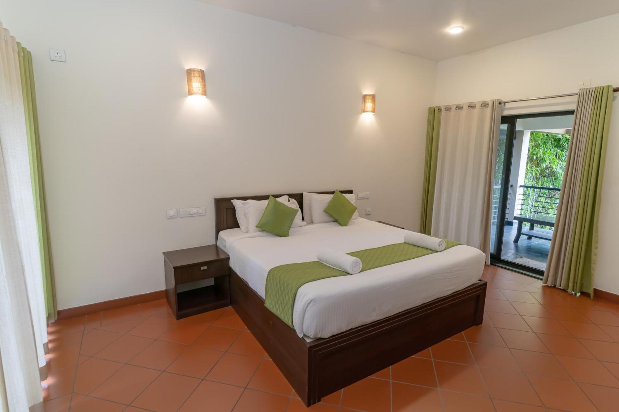 Beyond Pines Vagamon Bed & Breakfast Exterior photo